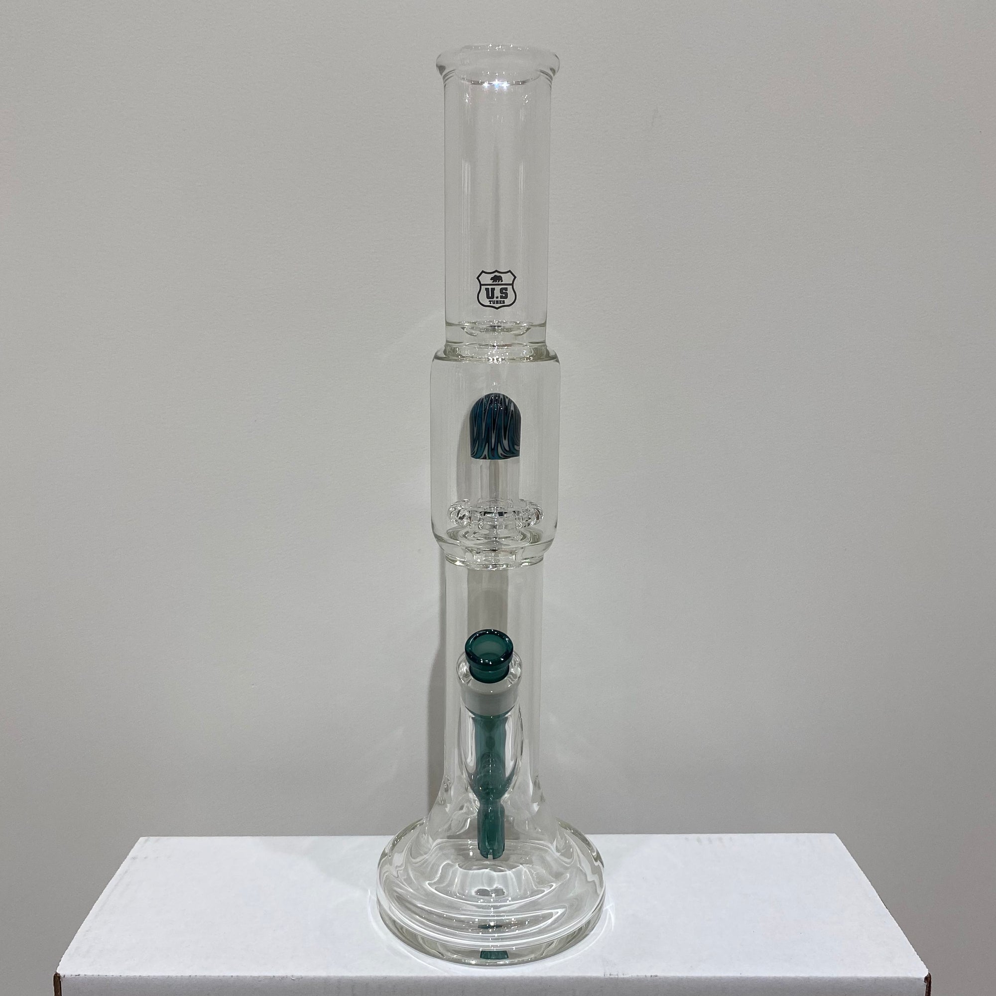US Tubes 17 Inch Hybrid with Worked Circ Percolator 50 x 5mm and 19mm Joint