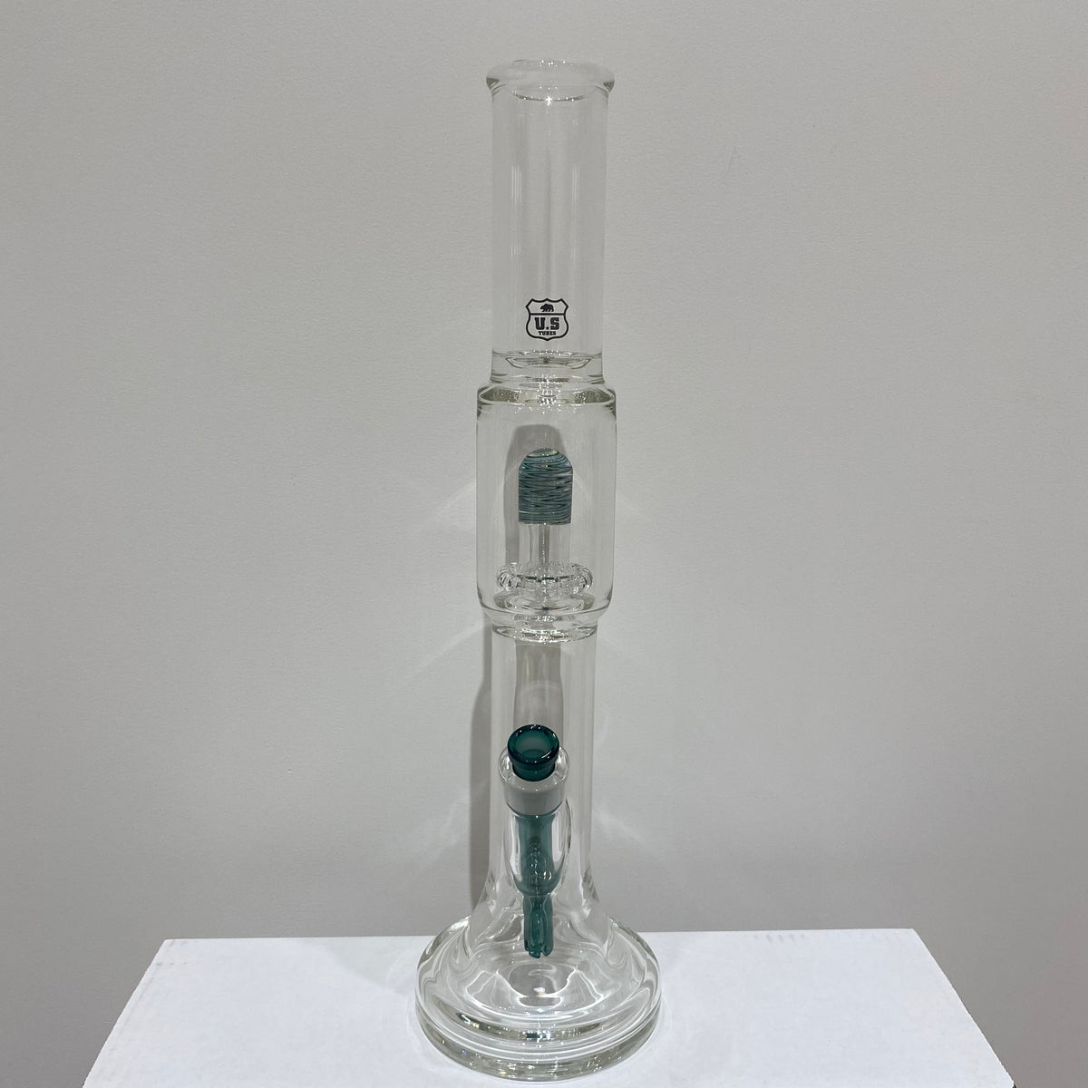 US Tubes 17 Inch Hybrid with Worked Circ Percolator 50 x 5mm and 19mm Joint